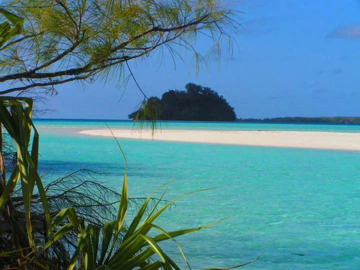 Motu Piscine au cœur du lagon de Raivavae